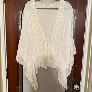 Soprano Cream Lace Trim Women's Top